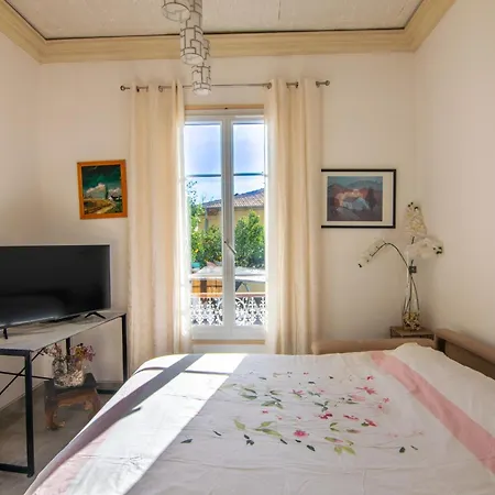 Dans Maison De Avec Jardin * 尼斯
