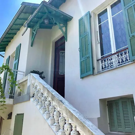 Dans Maison De Avec Jardin 公寓